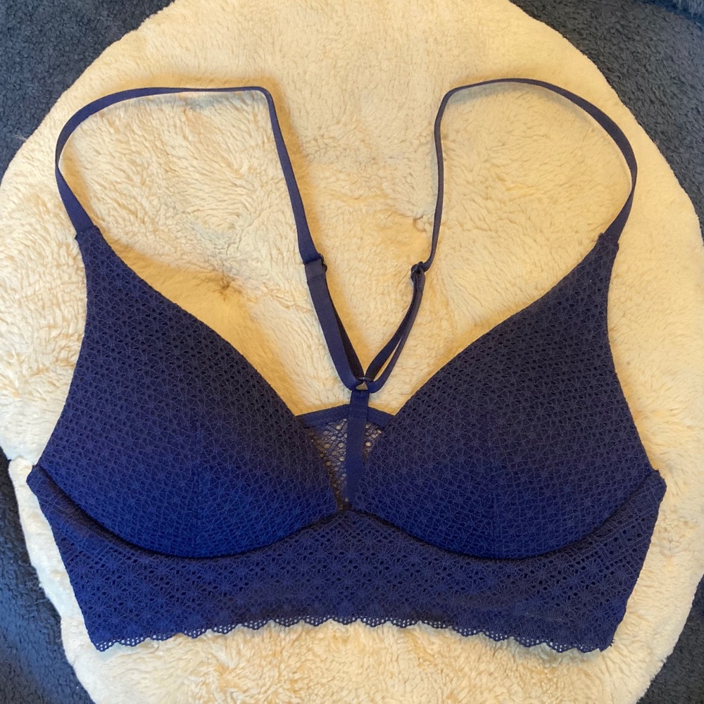 Victoria's Secret Lightly Lined Plunge/Lounge Bra